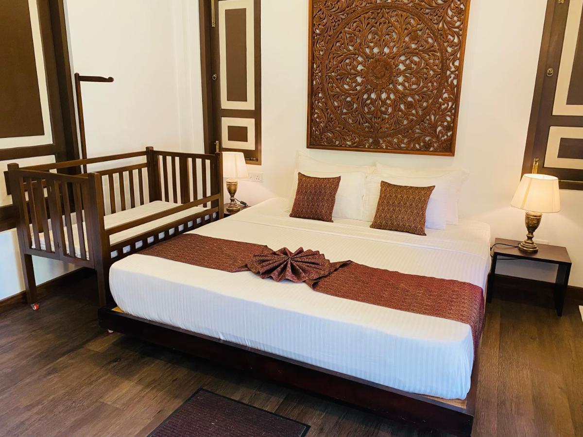 Thaprobana Villa Tangalle - Private Villa Bagian luar foto